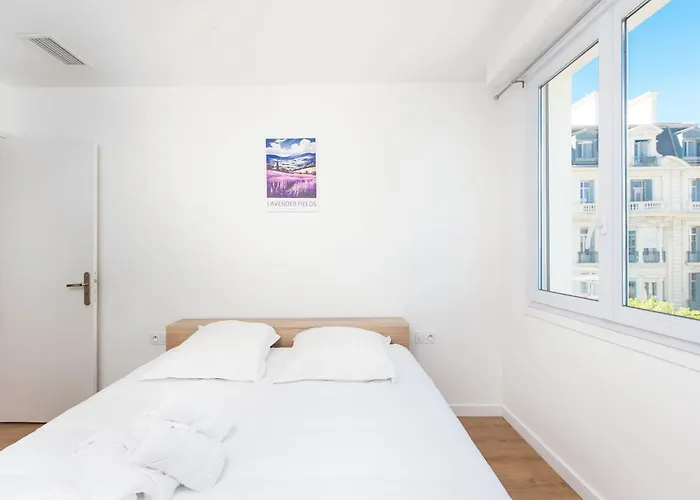 Gloria Marris Apartmán Menton