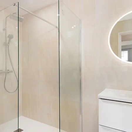 Gloria Marris Mentona